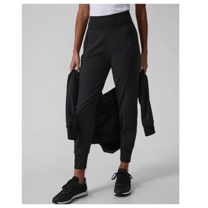 Athleta Venice Moto Jogger // Black
